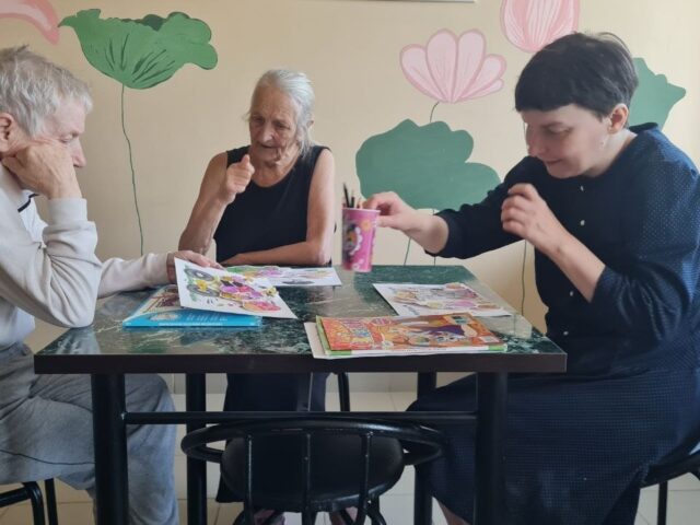 Мозг любит, когда его нагружают по-разному.